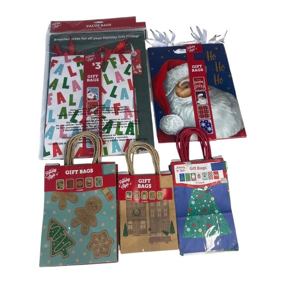 Holiday Style Assorted Holiday Gift Bags Bundle New Christmas Festive Wrapping - Picture 1 of 6